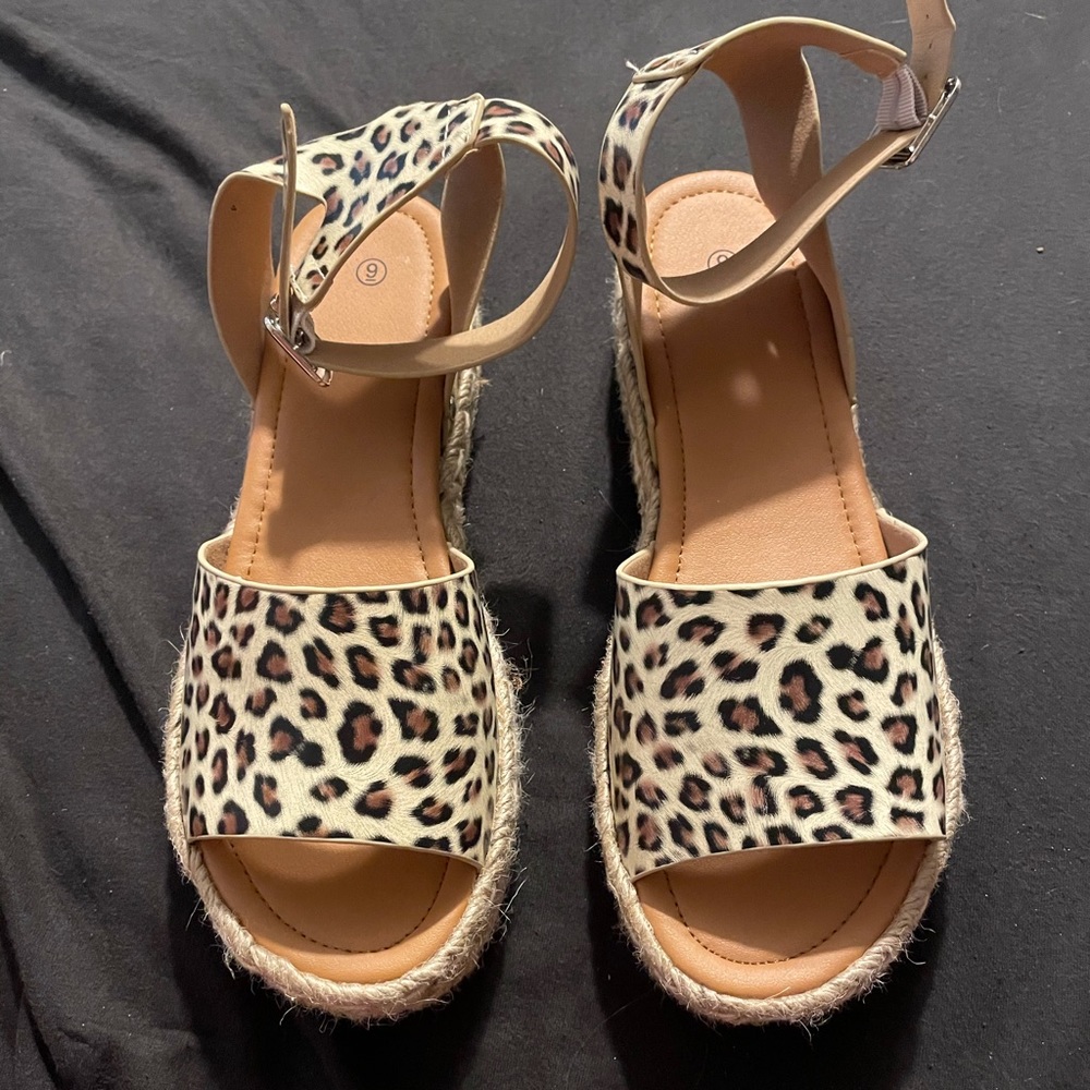 Leapord print wedges